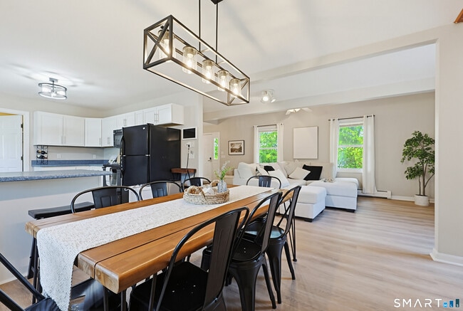 Photo - 508 Greenhaven Rd