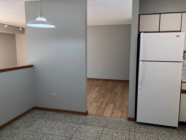 Photo - 1056 Ashley Ct N Unidad 2C