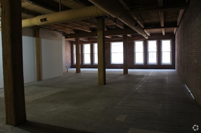 Roberts Galerie Lofts