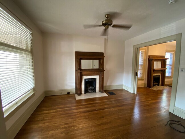 Photo - Neil Ave 1069-1073 BSS Unidad 1069