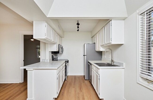 Photo - 5221 Boulder Dr Unit 5