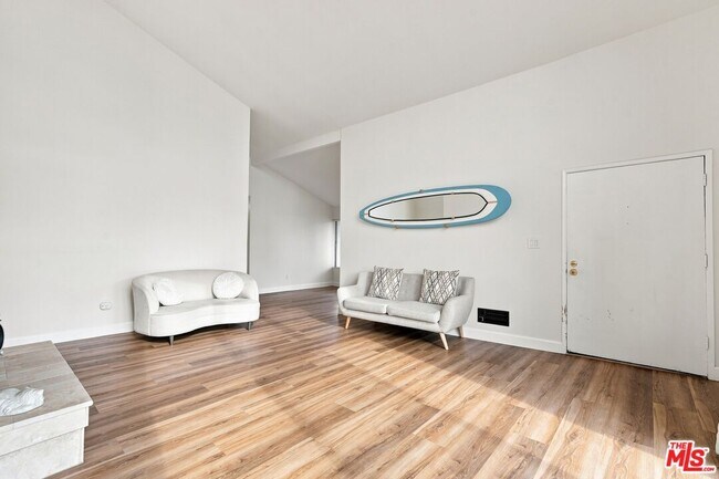 Photo - 2322 Palos Verdes Dr W Unit 202