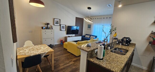 Photo - 4911 Key Lime Dr Unidad 305