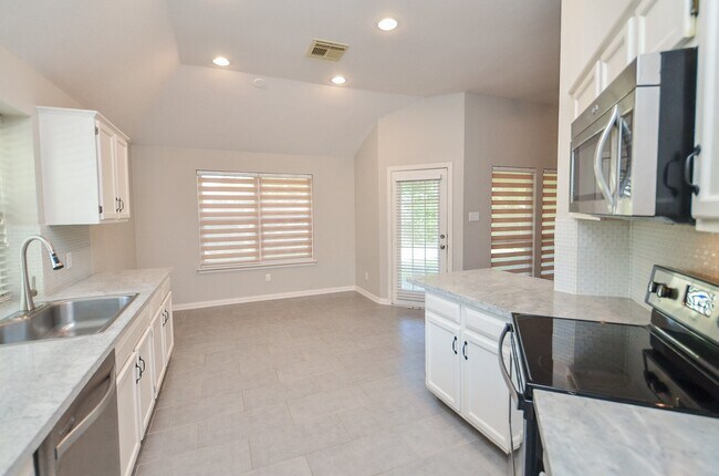 Photo - 4522 Wavertree Dr