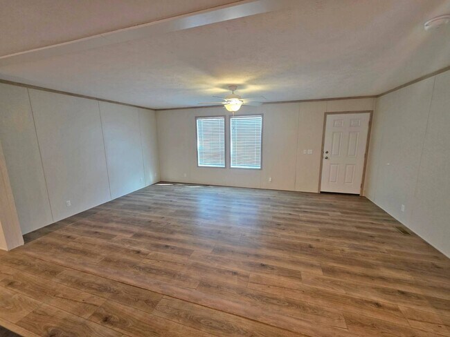 Photo - 781 W Walcott Rd