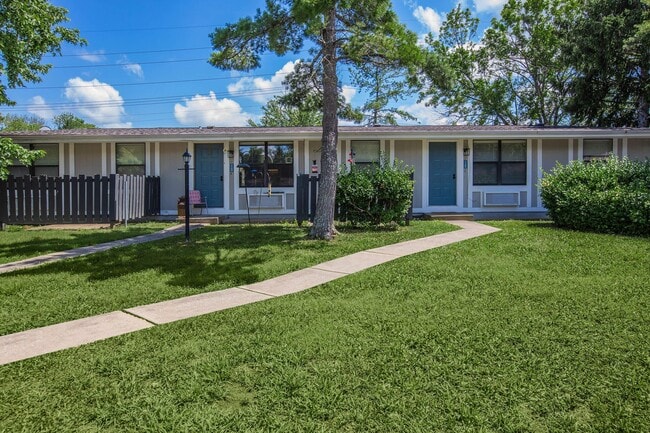 Building Photo - Cottages at Bear Branch