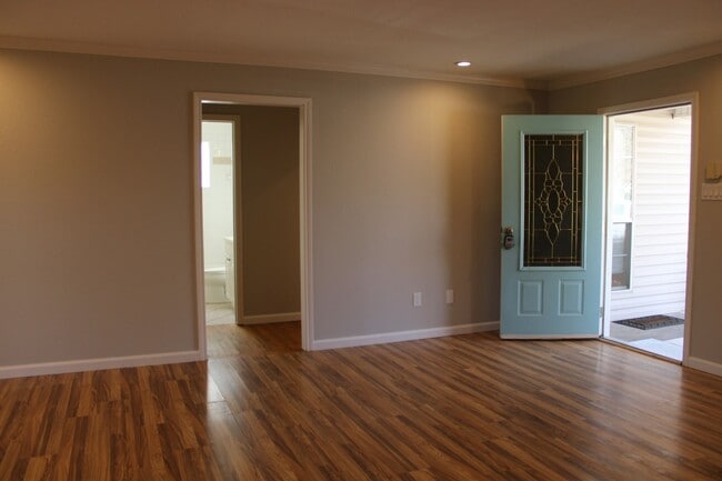 Photo - 10622 Hermosa Dr