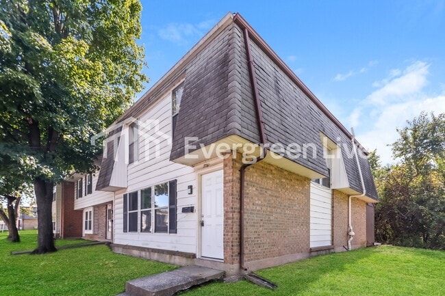 Photo - 7761 Mt Hood