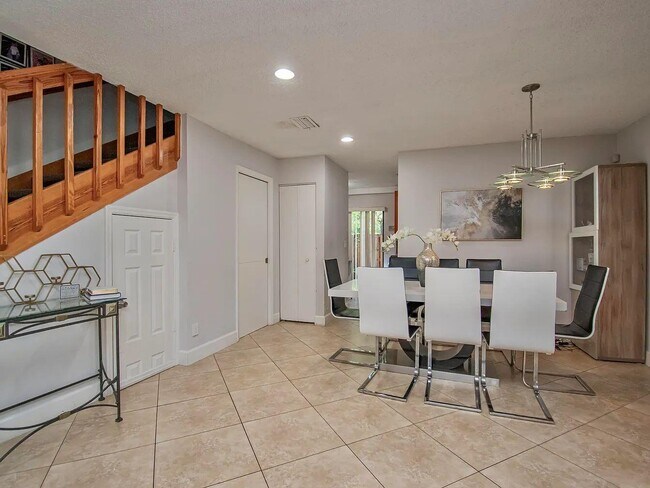Photo - 7670 Lago Del Mar Dr Unit 301