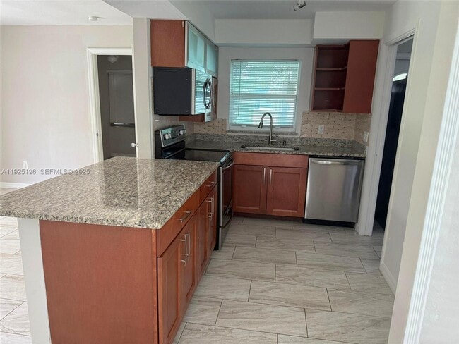 Photo - 1104 E Jasmine Rd