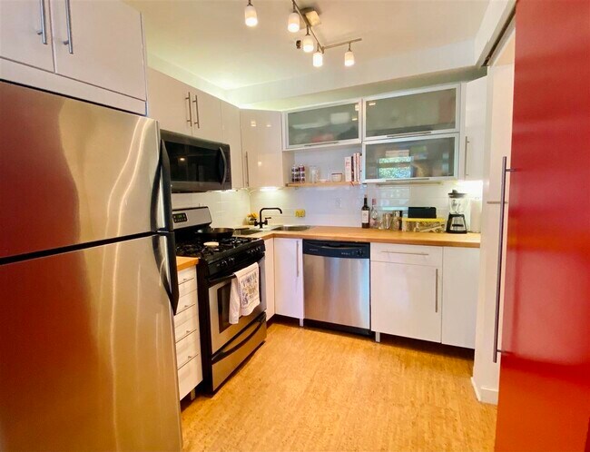 Photo - 222 Bloomfield St Unit 6R