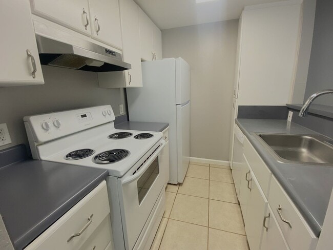 Photo - Parker Avenue Apartments