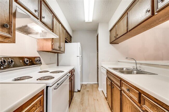 Photo - 10616 Mellow Meadow Dr Unidad 22D