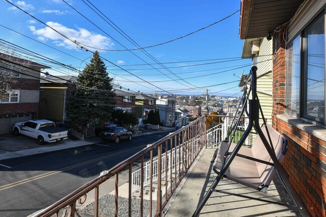 Photo - 1308 46th St Unit 1