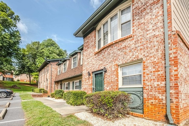 Park View Apartments - Park View Apartments