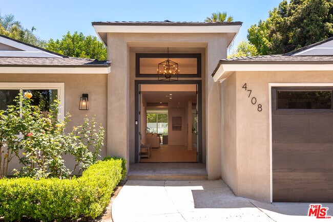 Photo - 4708 Aqueduct Ave