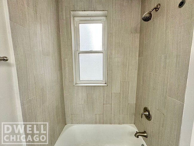 Photo - 511 W Belmont Ave Unit 32