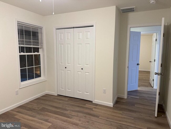 Photo - 11149 Old Worton Rd