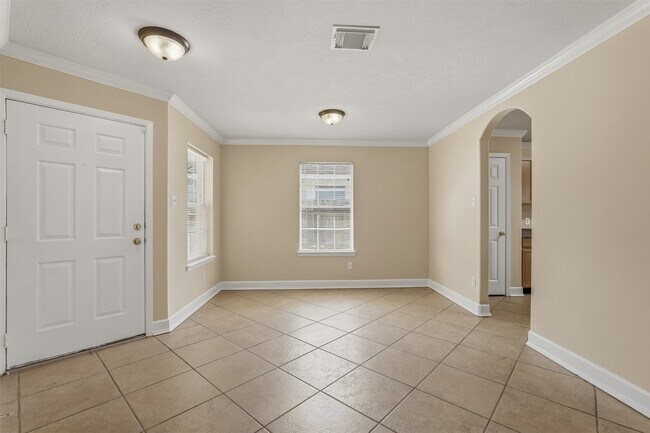 Photo - 5911 Camron Point Cir