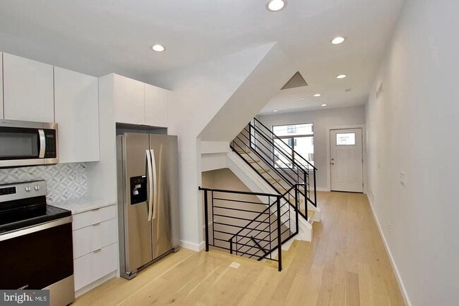 Photo - 1606 N 3rd St