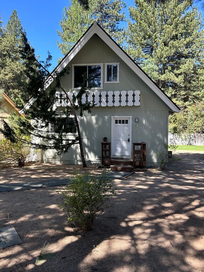 Photo - Highland Woods Neighborhood * Renovated 2 Bed + Huge Loft, 2 Bath House