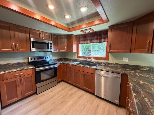 Photo - 6597 Tut Terrace