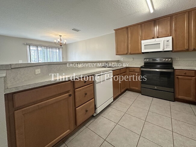 Photo - 1036 N Black Cherry Dr