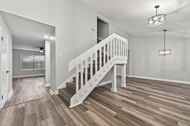 Photo - 16222 Cypress Point Dr