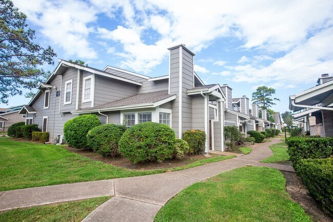 Photo - Beautiful 2 Bedroom, 2 Bath Townhome in Ga...