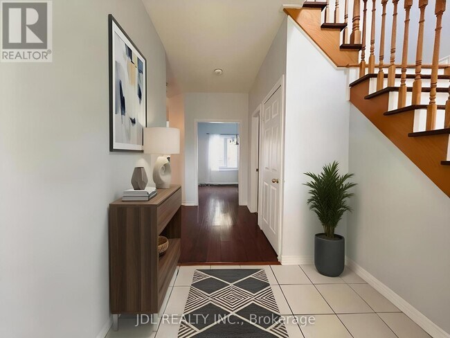 Photo - 45 Laurelbank Crescent