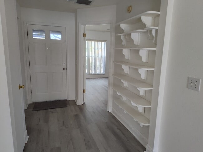 Photo - 5202 Oceanside Ct