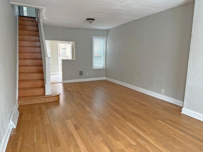 Photo - 1528 S Hollywood St