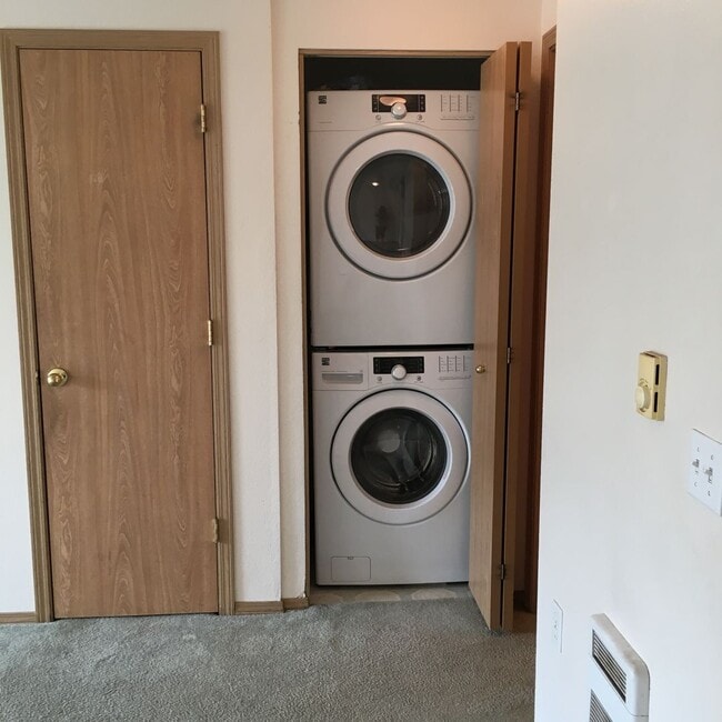 Photo - Nice 2 Bedroom, 2 Bath Apartment in Newberg- Pet Friendly!