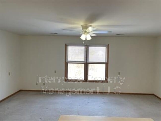 Photo - 105 Liberty Ln