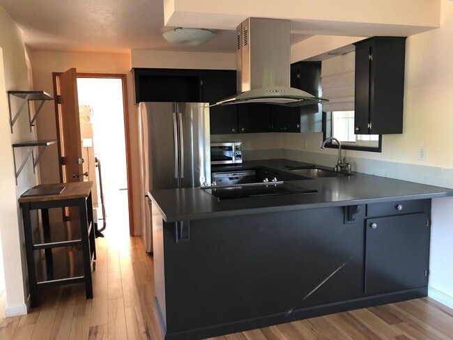 Photo - Live in Comfort and Style in the Heart of Corvallis!