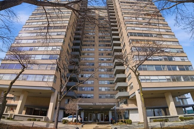 Photo - 6301 N Sheridan Rd Unit 3M