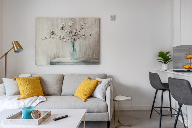 1BR, 1BA - 507SF
