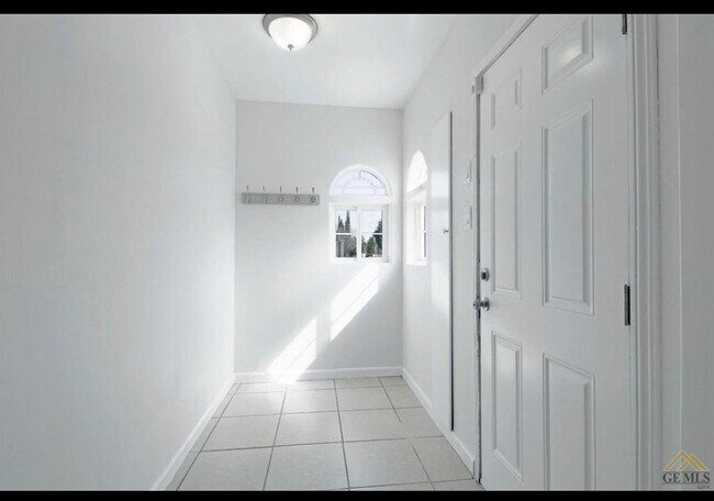 Photo - 2321 B St Unidad 1