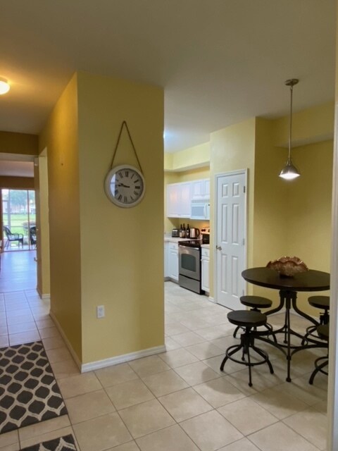 Photo - 3973 Bishopwood Ct E Unit 104