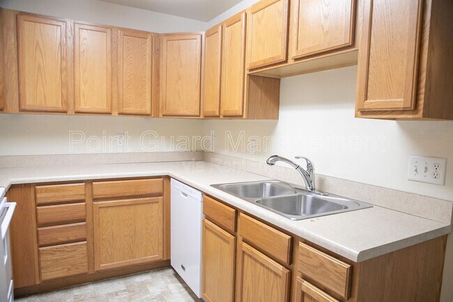 Photo - 1005 Ave K Ave Unit 7