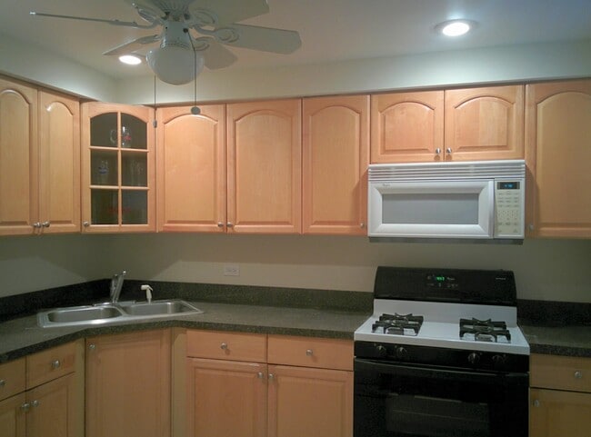 Photo - 10138 Hartford Ct Unit GC