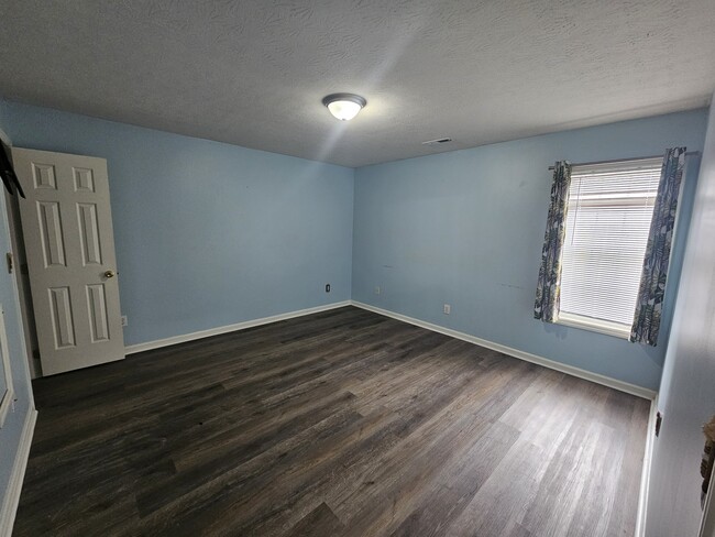 Photo - 834 Southern Charm Dr