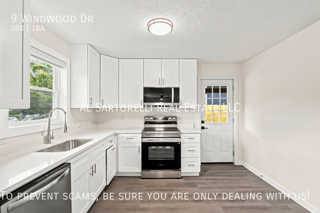 Photo - 9 Windwood Dr