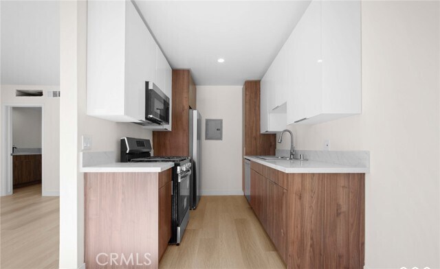 Photo - 7961 Willis Ave Unidad 17