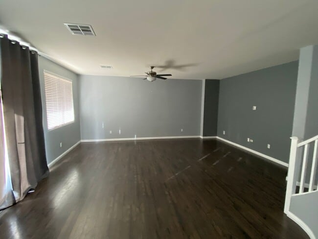 Photo - Gorgeous 4Bed/2.5Bath/2Car, 2-Story Residence with Loft in Mountains Edge Area gated Community!