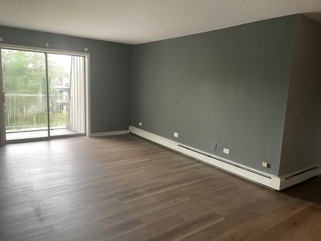 Photo - 928 Jonathan Ct Unit 304