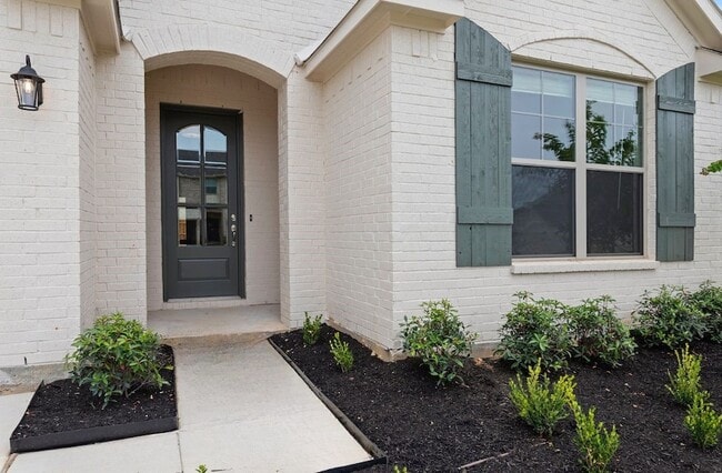 Photo - 2405 Peebles Ln