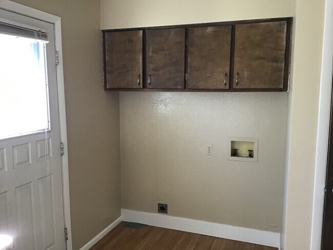 Photo - 3 E 6th St Unit A