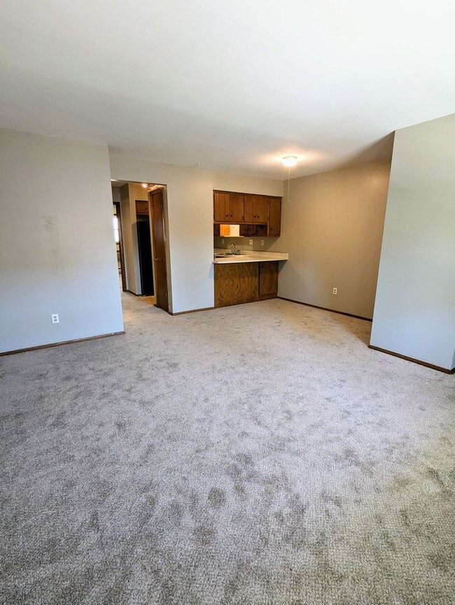 Photo - 449 Dunbar Ave