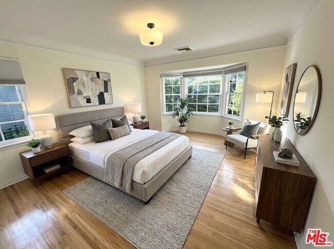 Photo - 958 N Vista St